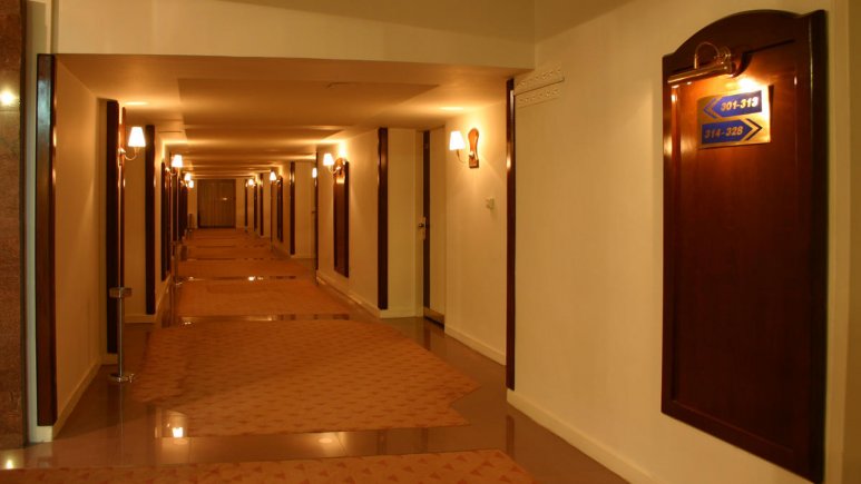 فضای داخلی هتل 2 هتل لاله سرعین